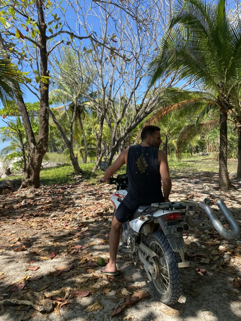 Honda XR 150CC - Motorcycle rentals Santa Teresa